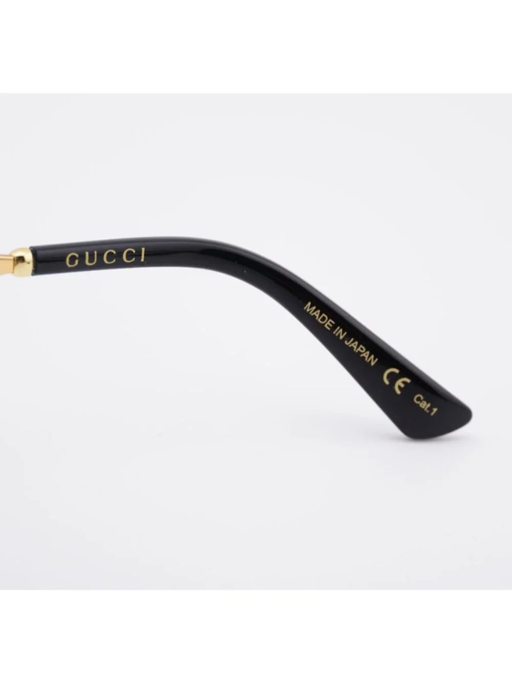 Gucci GG0592SK 001 Sunglasses Black Butterfly Frame, Grey Lenses